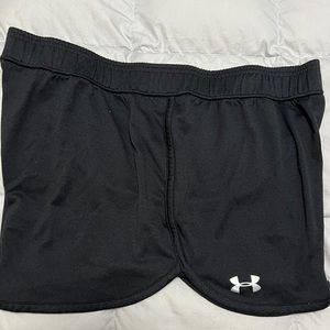 Under Armour, ladies shorts extra large